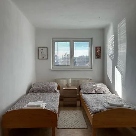Apartment Matejovec 6 *